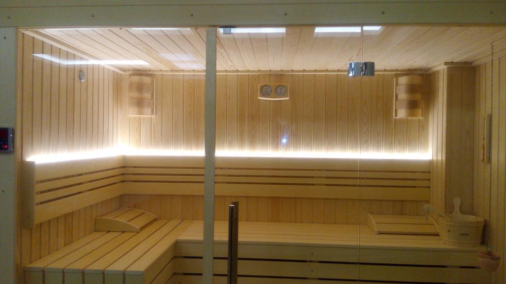 Natural Wood *